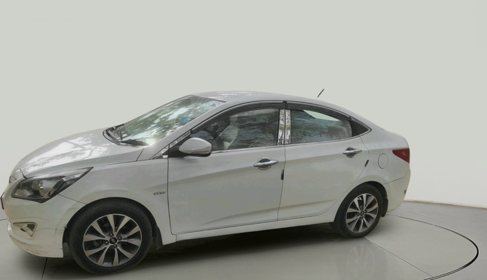 2015 Hyundai Verna FLUIDIC 1.6 VTVT S O AT, Petrol, Automatic, 87,605 km, exterior