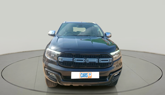 2017 Ford Endeavour TITANIUM 3.2 4X4 AT, Diesel, Automatic, 1,53,568 km, exterior