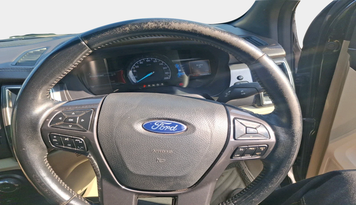 2017 Ford Endeavour TITANIUM 3.2 4X4 AT, Diesel, Automatic, 1,53,568 km, interior