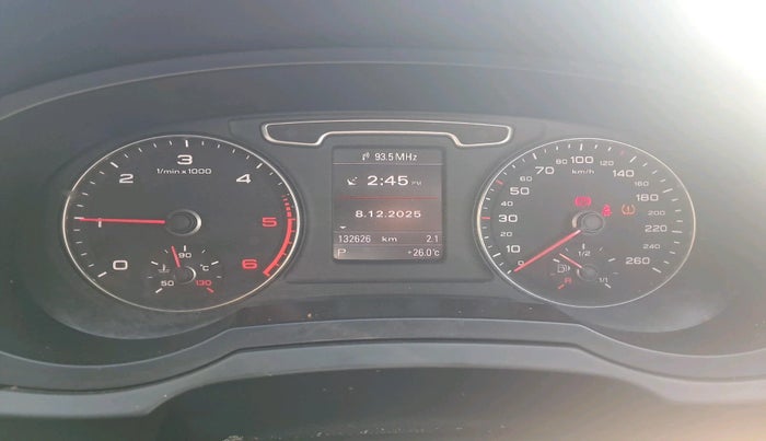 2013 Audi Q3 2.0 TDI QUATTRO, Diesel, Automatic, 1,32,626 km, interior