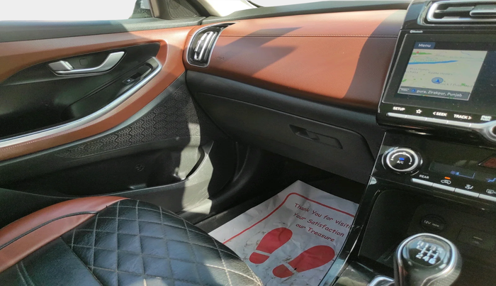 2023 Hyundai ALCAZAR PRESTIGE 1.5 TURBO PETROL MT 7STR, Petrol, Manual, 66,306 km, interior