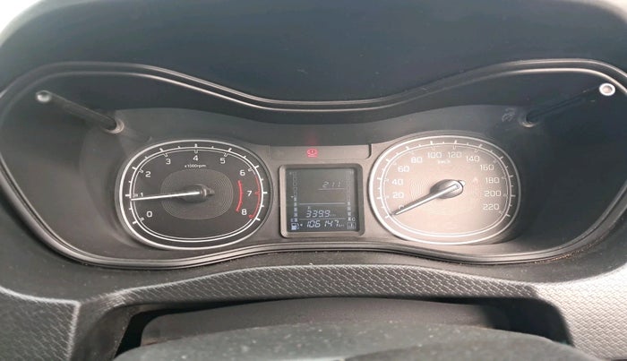 2020 Maruti Vitara Brezza LXI, Petrol, Manual, 1,06,147 km, interior