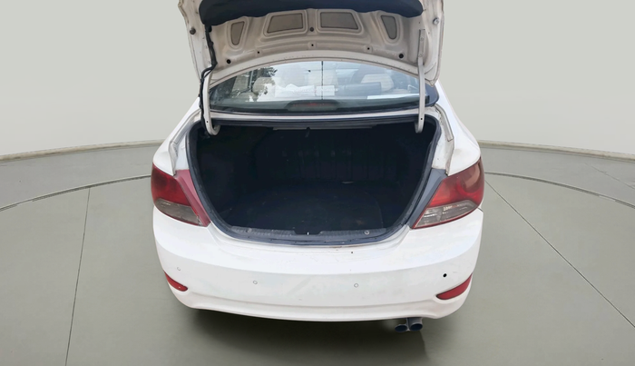 2013 Hyundai Verna FLUIDIC 1.6 CRDI SX, Diesel, Manual, 1,28,893 km, exterior