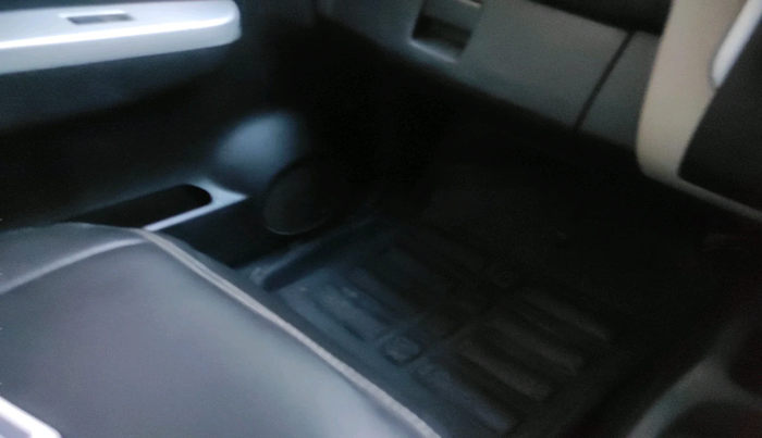 2016 Maruti Wagon R 1.0 LXI CNG, Petrol, Manual, 95,775 km, interior