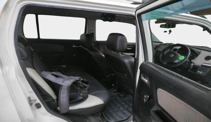 2016 Maruti Wagon R 1.0 LXI CNG, Petrol, Manual, 95,775 km, interior