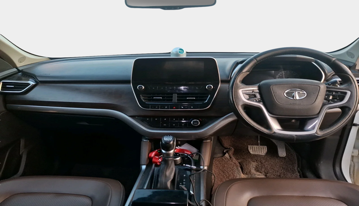 2021 Tata Harrier XZA PLUS 2.0L, Diesel, Automatic, 91,882 km, interior