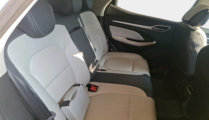 2022 MG ASTOR SAVVY 1.5 CVT, Petrol, Automatic, 25,241 km, interior