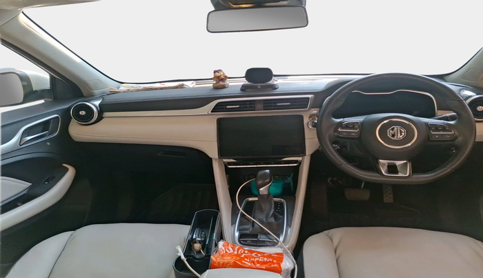 2022 MG ASTOR SAVVY 1.5 CVT, Petrol, Automatic, 25,241 km, interior