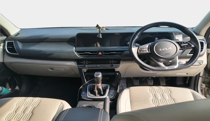 2023 KIA SELTOS  HTX 1.5 PETROL MT, Petrol, Manual, 24,049 km, interior