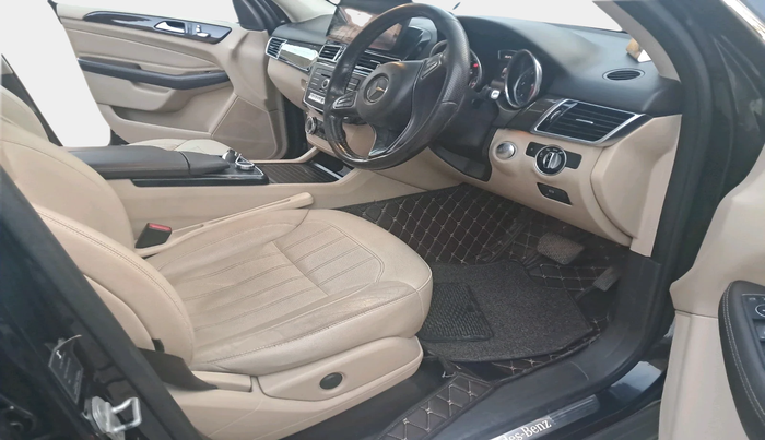 2016 Mercedes Benz GLE 250 D4 MATIC, Diesel, Automatic, 1,60,986 km, interior
