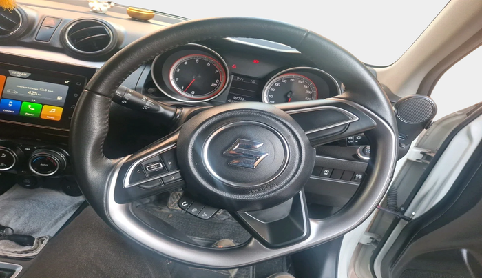2021 Maruti Swift ZXI, Petrol, Manual, 38,773 km, interior