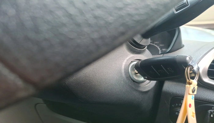 2014 Ford Ecosport AMBIENTE 1.5L PETROL, Petrol, Manual, 1,06,815 km, interior