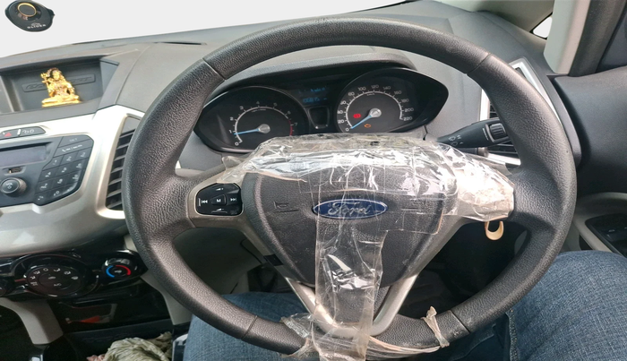2014 Ford Ecosport AMBIENTE 1.5L PETROL, Petrol, Manual, 1,06,815 km, interior