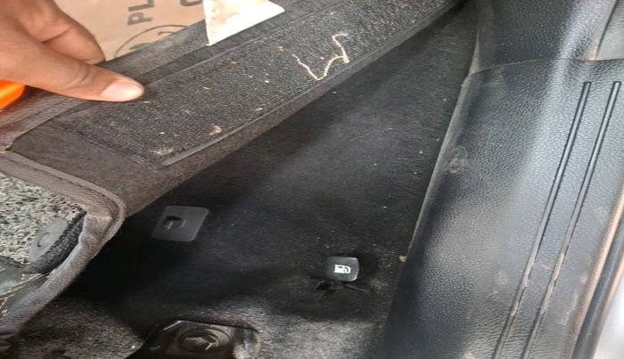 2022 KIA CARENS LUXURY PLUS 1.5 DIESEL AT 7 STR, Diesel, Automatic, 1,09,320 km, interior