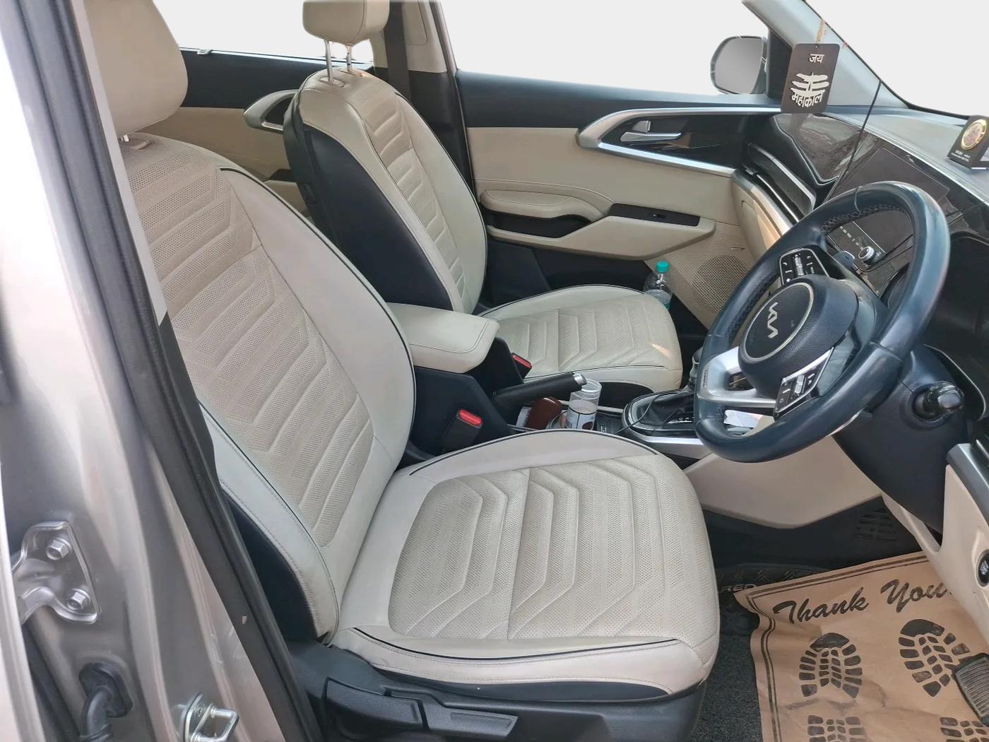 2022 KIA CARENS LUXURY PLUS 1.5 DIESEL AT 7 STR, Diesel, Automatic, 1,09,320 km, interior