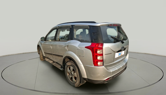 2014 Mahindra XUV500 W8, Diesel, Manual, 1,96,335 km, exterior