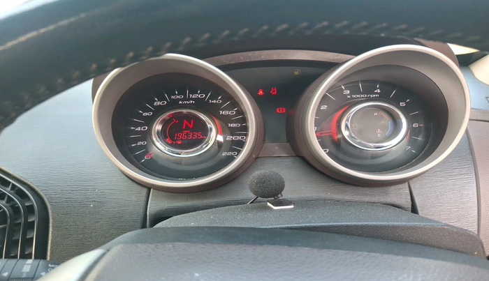 2014 Mahindra XUV500 W8, Diesel, Manual, 1,96,335 km, interior
