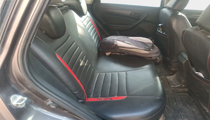 2018 Maruti Vitara Brezza VDI, Diesel, Manual, 1,36,142 km, interior