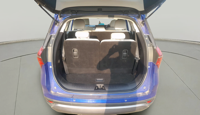 2021 Mahindra XUV700 AX 7 LUXURY D AT 7 STR, Diesel, Automatic, 52,773 km, exterior