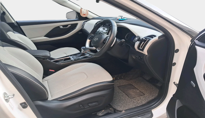 2023 Hyundai Creta SX (O) IVT 1.5 PETROL, Petrol, Automatic, 23,177 km, interior