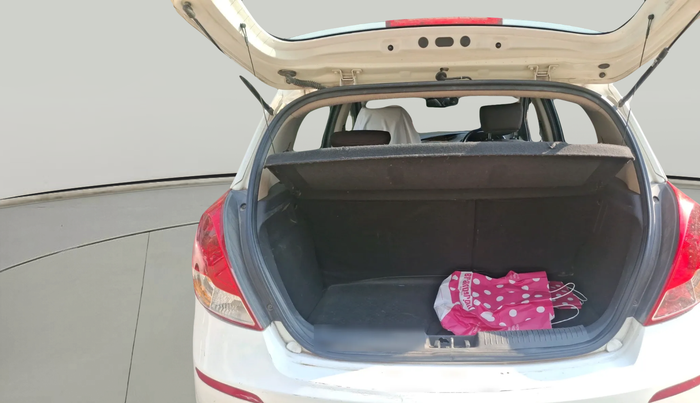 2014 Hyundai i20 ASTA 1.2, Petrol, Manual, 1,28,091 km, exterior