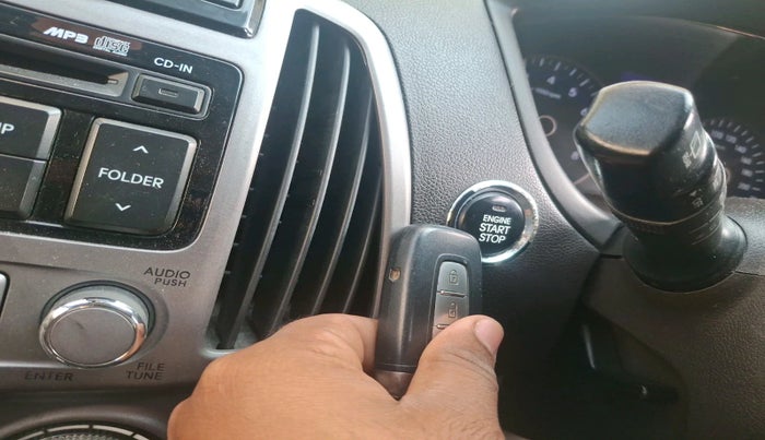 2014 Hyundai i20 ASTA 1.2, Petrol, Manual, 1,28,091 km, interior