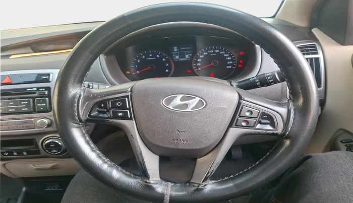 2014 Hyundai i20 ASTA 1.2, Petrol, Manual, 1,28,091 km, interior