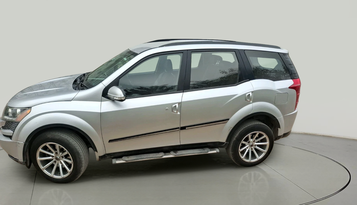 2014 Mahindra XUV500 W8, Diesel, Manual, 1,07,148 km, exterior