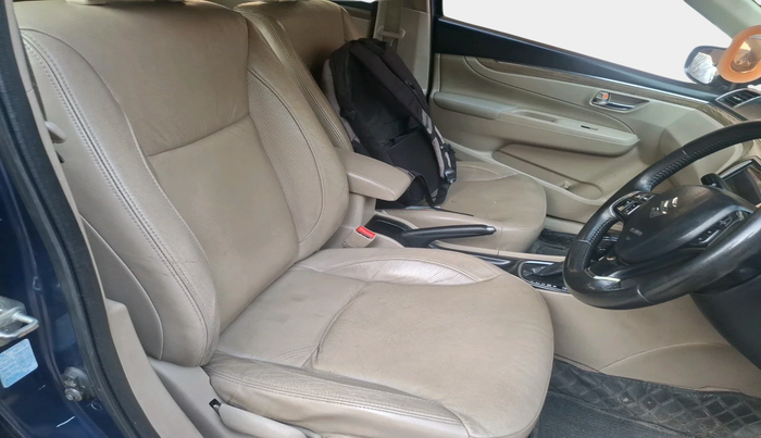 2018 Maruti Ciaz ALPHA  AT 1.5 SHVS PETROL, Petrol, Automatic, 1,37,820 km, interior