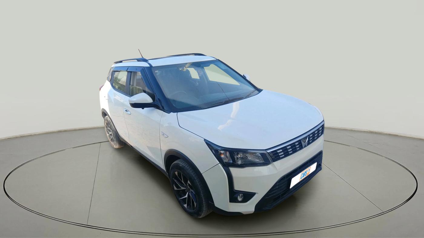 2023 Mahindra XUV300 W6 1.5 Diesel, Diesel, Manual, 38,000 km, exterior