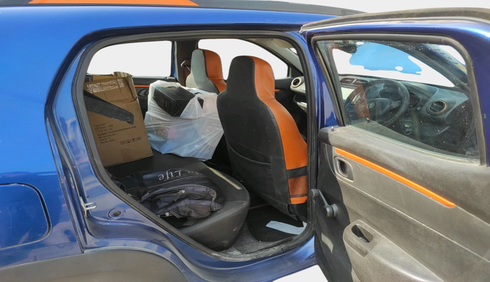 2018 Renault Kwid CLIMBER 1.0, Petrol, Manual, 61,881 km, interior