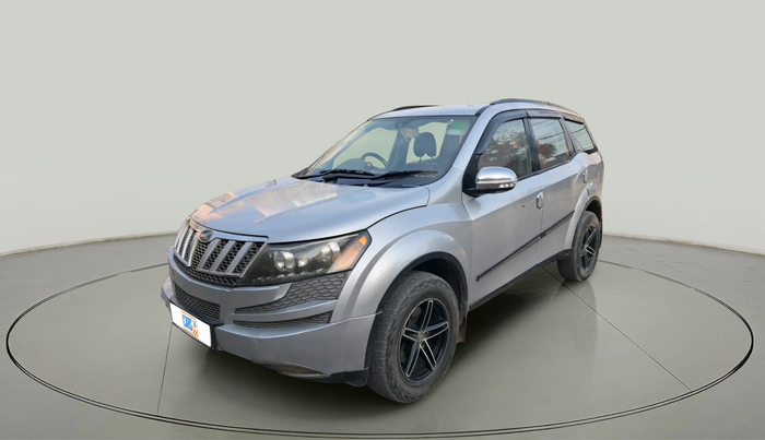 2012 Mahindra XUV500 W8, Diesel, Manual, 1,04,447 km, exterior