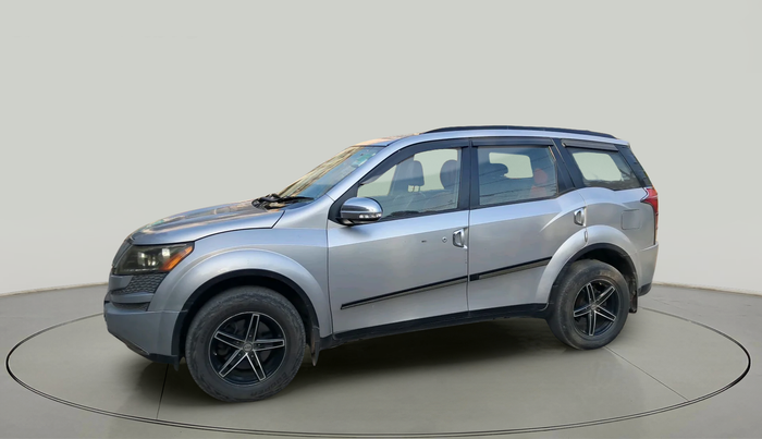 2012 Mahindra XUV500 W8, Diesel, Manual, 1,04,447 km, exterior