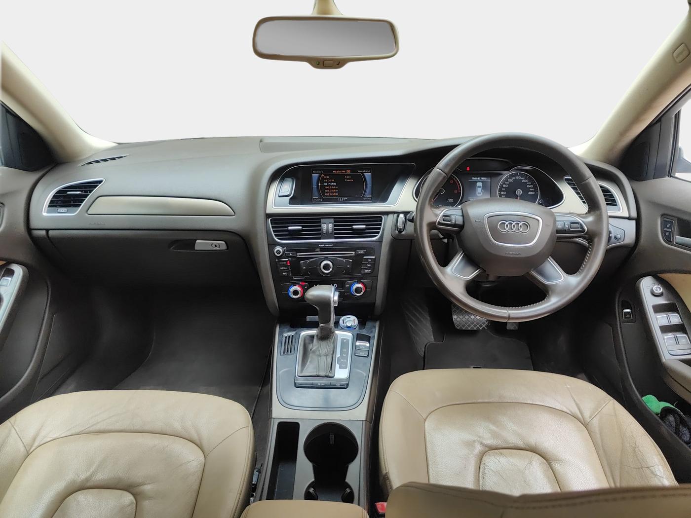 2012 Audi A4 2.0 TDI, Diesel, Automatic, 1,65,000 km, interior