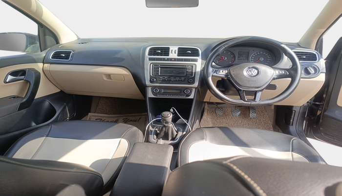 2015 Volkswagen Polo HIGHLINE1.2L, Petrol, Manual, 88,331 km, interior