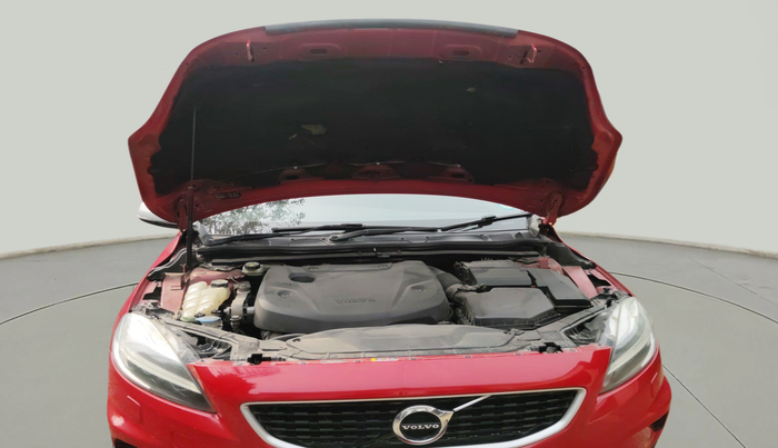 2016 Volvo V 40 D3 R design, Diesel, Automatic, 96,450 km, exterior