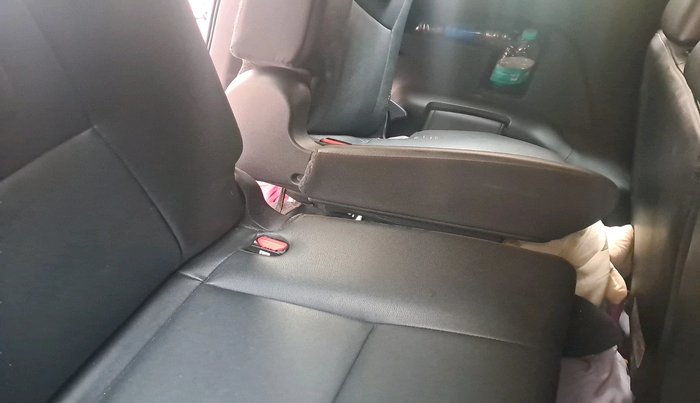 2023 Toyota Fortuner 4X2 AT 2.7 PETROL, Petrol, Automatic, 24,578 km, interior