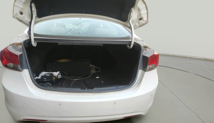 2014 Hyundai New Elantra 1.6 SX AT DIESEL, Diesel, Automatic, 1,47,711 km, exterior