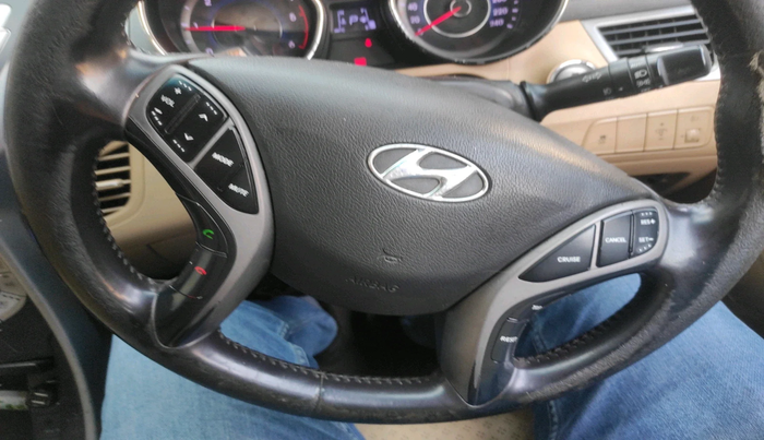 2014 Hyundai New Elantra 1.6 SX AT DIESEL, Diesel, Automatic, 1,47,711 km, interior