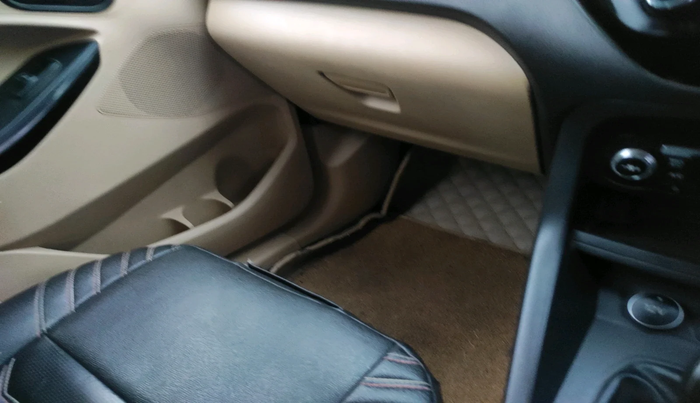 2019 Ford Figo Aspire TITANIUM 1.2 PETROL, Petrol, Manual, 58,133 km, interior