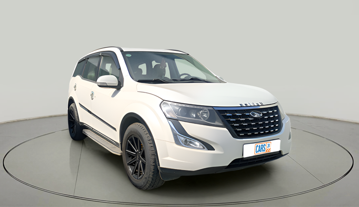 2018 Mahindra XUV500 W9, Diesel, Manual, 1,38,547 km, exterior