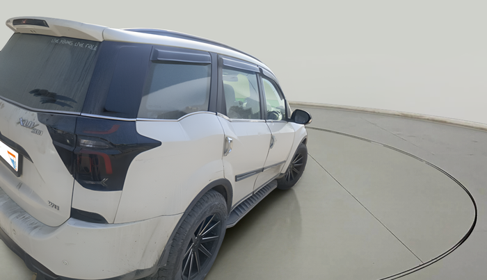 2018 Mahindra XUV500 W9, Diesel, Manual, 1,38,547 km, exterior