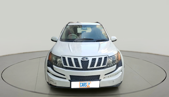 2015 Mahindra XUV500 W8, Diesel, Manual, 1,04,973 km, exterior