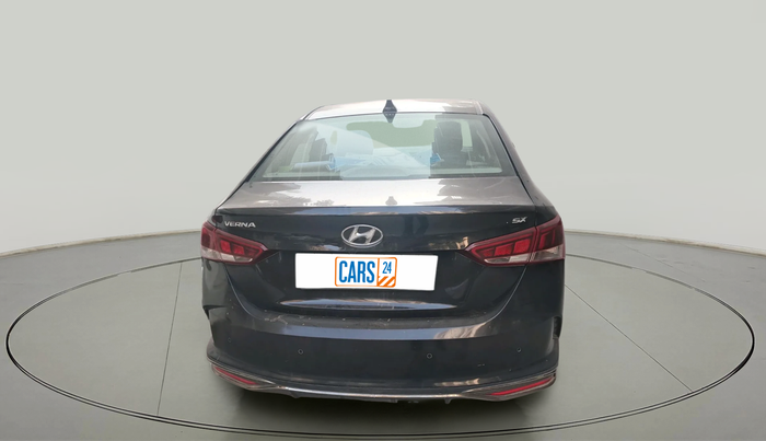 2021 Hyundai Verna SX 1.5 CRDI, Diesel, Manual, 1,28,154 km, exterior