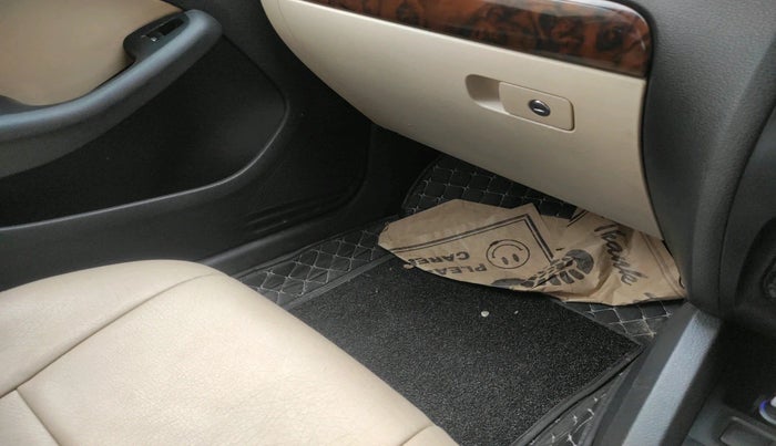 2012 Volkswagen Jetta COMFORTLINE TDI, Diesel, Manual, 95,899 km, interior