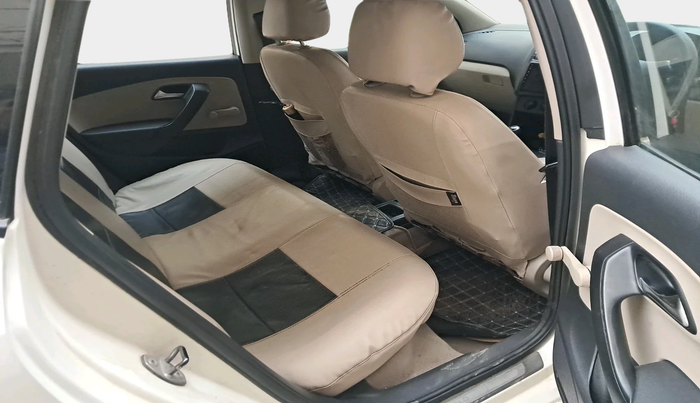 2011 Volkswagen Polo TRENDLINE 1.2L PETROL, Petrol, Manual, 61,694 km, interior