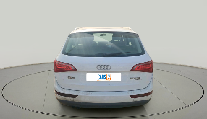 2011 Audi Q5 2.0 TDI QUATTRO, Diesel, Automatic, 1,60,631 km, exterior