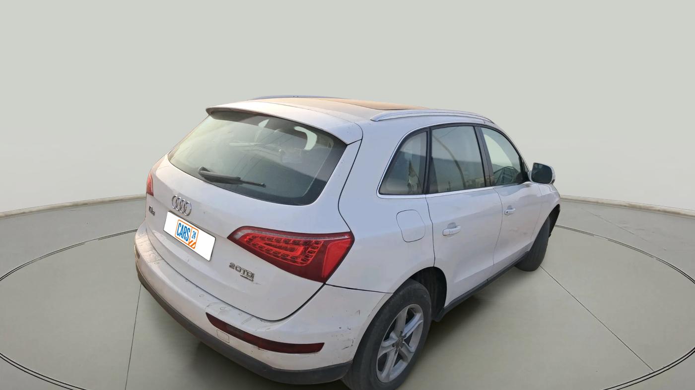 2011 Audi Q5 2.0 TDI QUATTRO, Diesel, Automatic, 1,60,631 km, exterior
