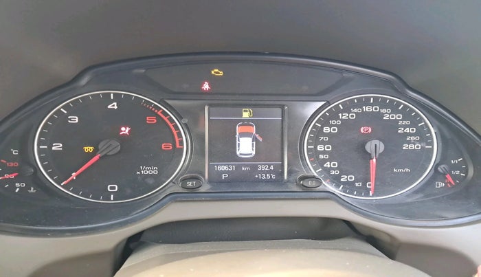 2011 Audi Q5 2.0 TDI QUATTRO, Diesel, Automatic, 1,60,631 km, interior