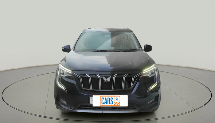 2023 Mahindra XUV700 AX 7 LUXURY P AT 7 STR, Petrol, Automatic, 22,649 km, exterior